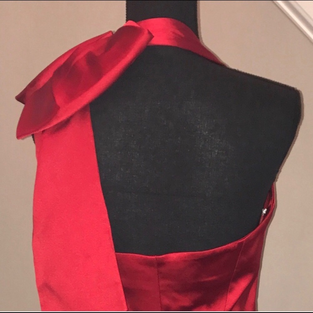 Karen Mullen red dress, off one shoulder w/ bow